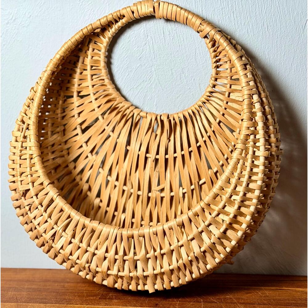 1970s Woven Wicker Wall Basket: Round Boho Farmhouse Decor (13-14" Tall) - Picture 4 of 10